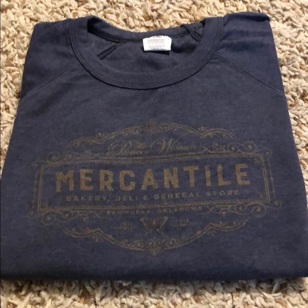 Pioneer Woman Mercantile sweatshirt. Size M. EUC